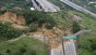В Тайване сошедший с горы оползень рухнул на Национальное шоссе(фото)