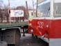 В Мариуполе грузовик прицепом снес с рельсов трамвай (Фото)