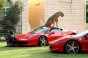 Настоящая светская львица, или охранная система для Ferrari…(фото)
