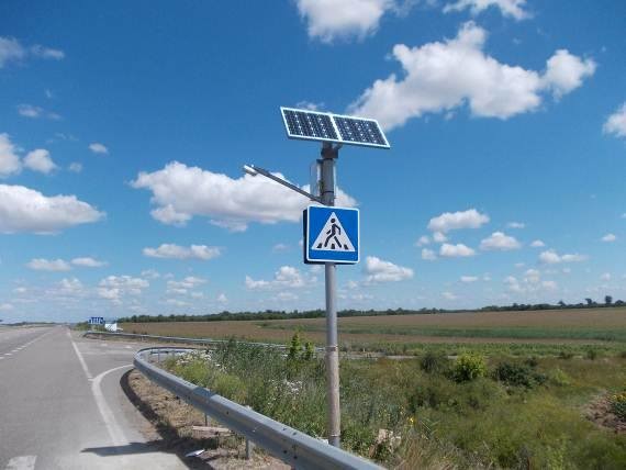 В Украине дорожные знаки будущего не выдержали испытание временем